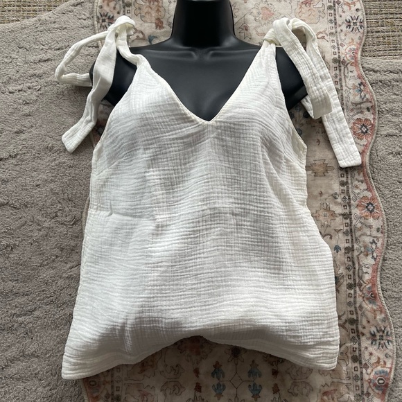 Sezane Gisele Ecru Sleeveless Blouse with Tie Shoulders - Picture 6 of 9